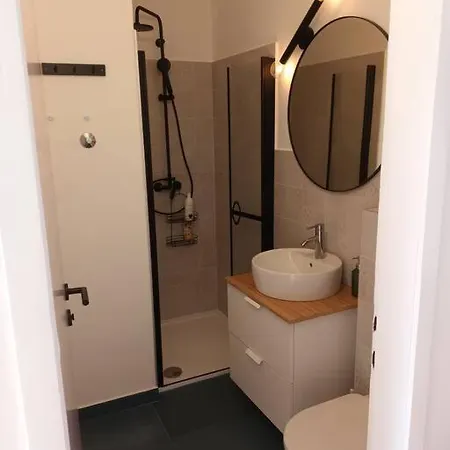 Ivana's Amazing + Bathroom And Free Parking Maison d'hôtes Hvar Town