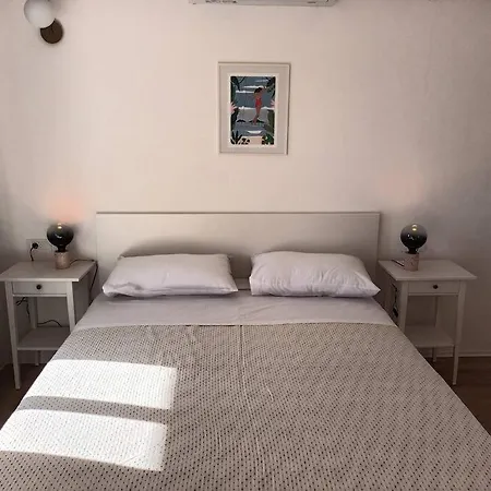 Ivana's Amazing + Bathroom And Free Parking Maison d'hôtes